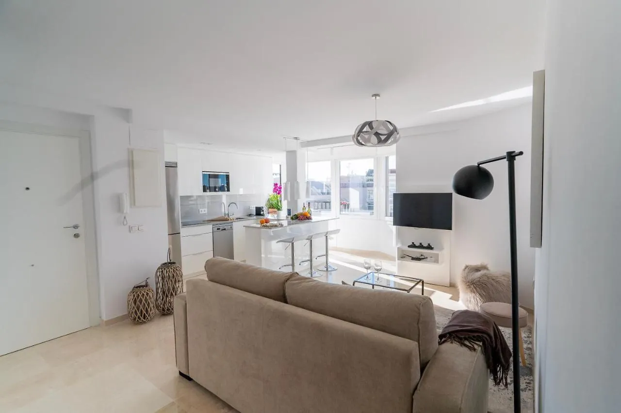 Polo Apartaments 7A Marbella Spain